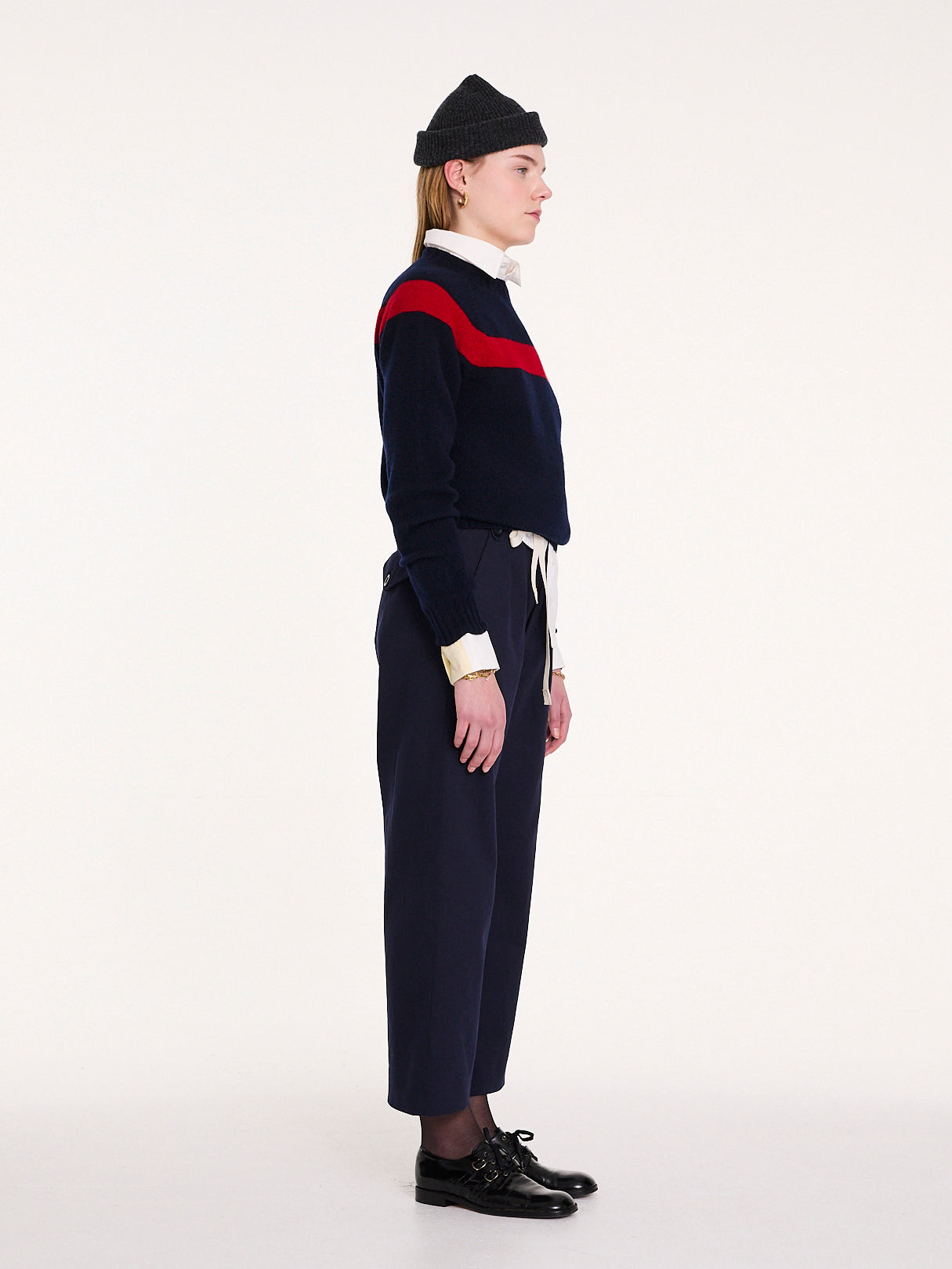 OSSIE traditional Seam Free Sweater With Placed Graphic Yoke Design - Navy / Red