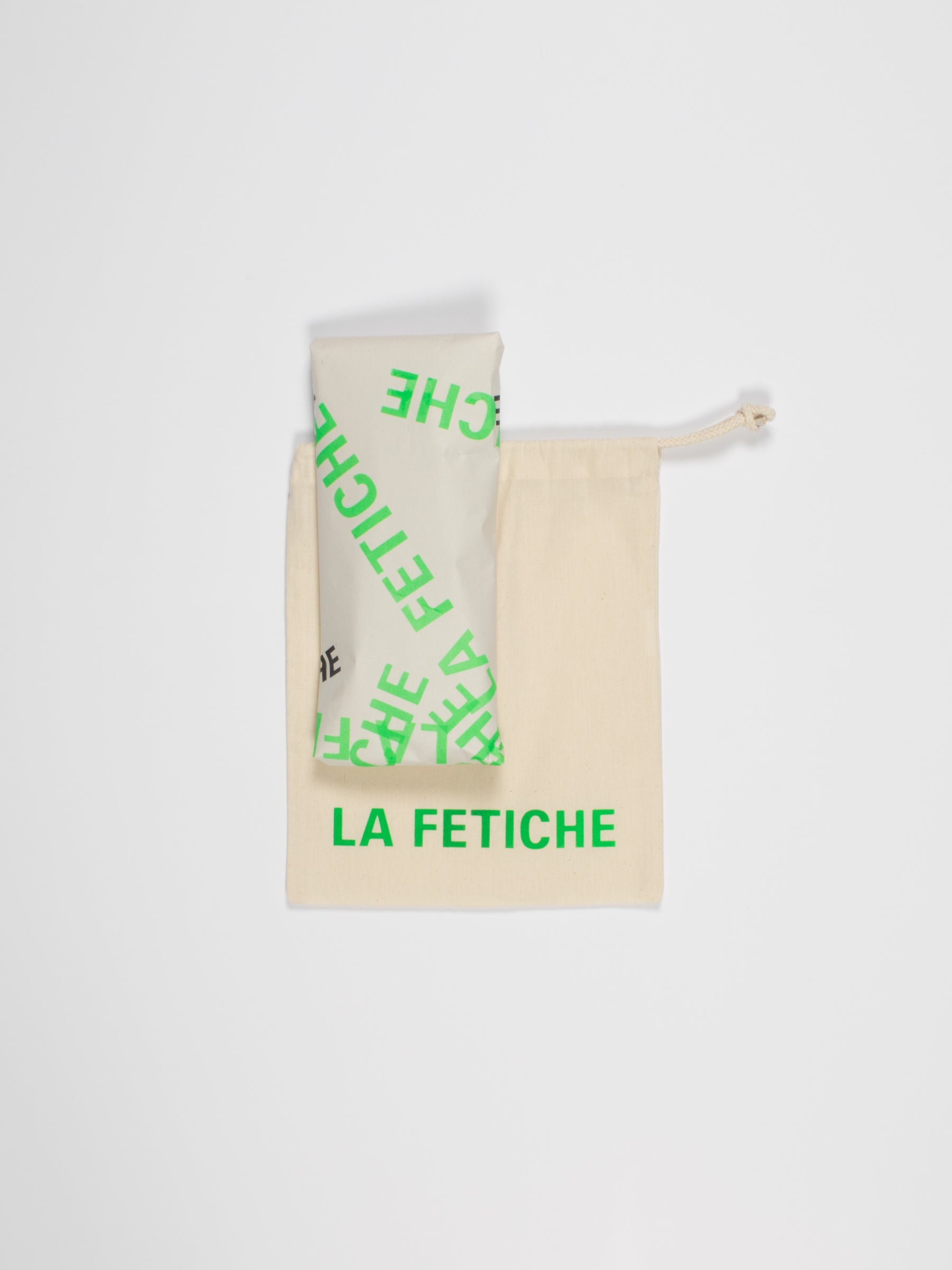 GALA hand Knitted Cable And Ribbed Collar Accessory With Neck Ties - Ecru