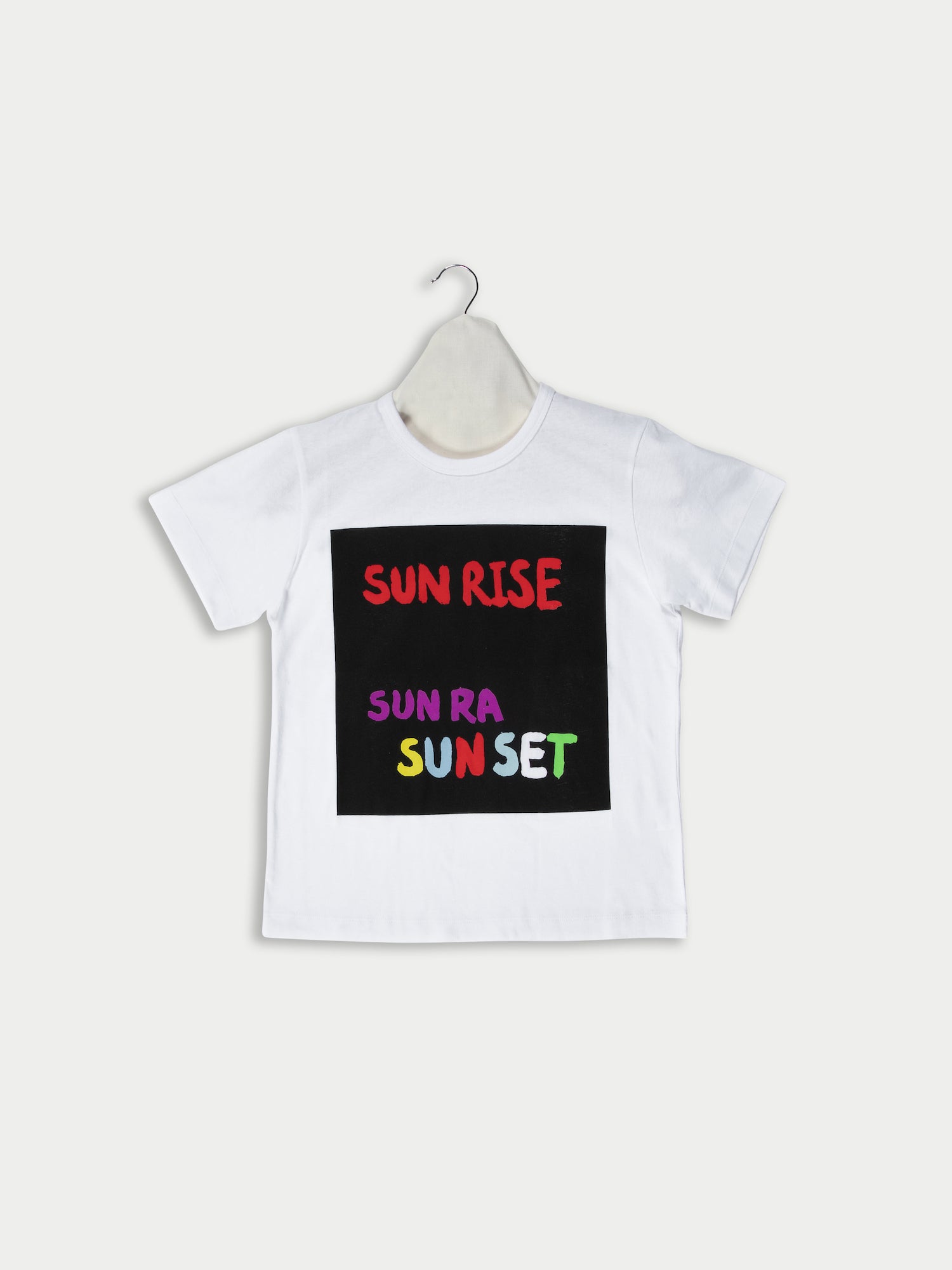 DEBBIE Sunrise Sunset Sunra Jersey T-shirt And Shopping Bag Created In Collaboration With Scottish Artist
Jim Lambie