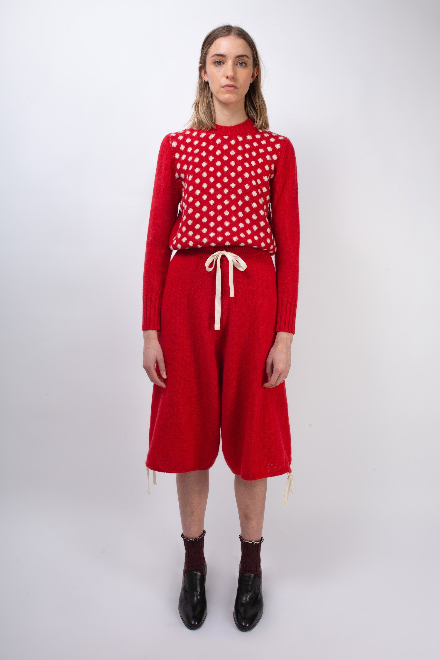 ALISTAIR Oversized Knitted Skate Shorts - Red