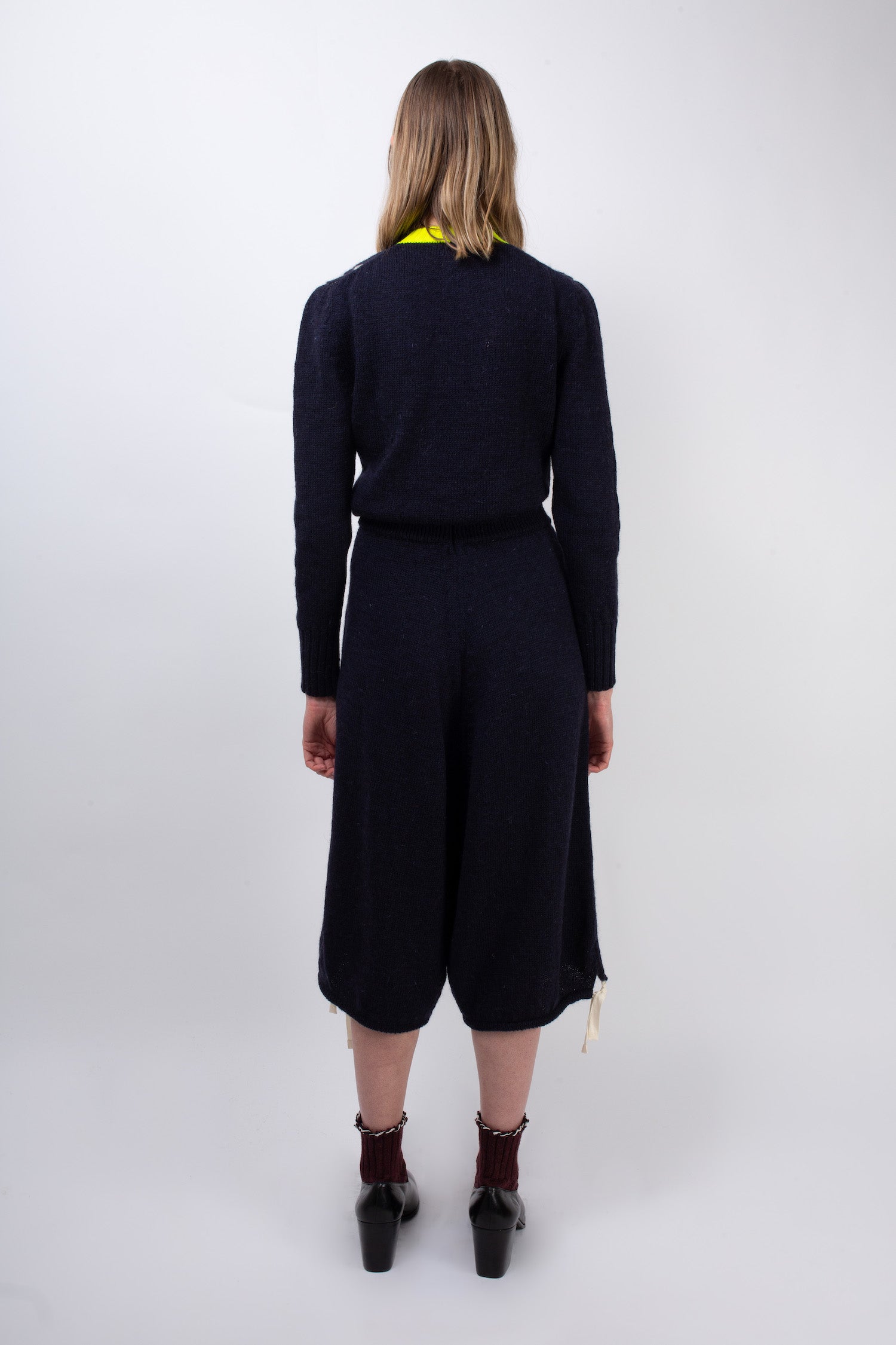 ALISTAIR Oversized Knitted Skate Shorts - Navy