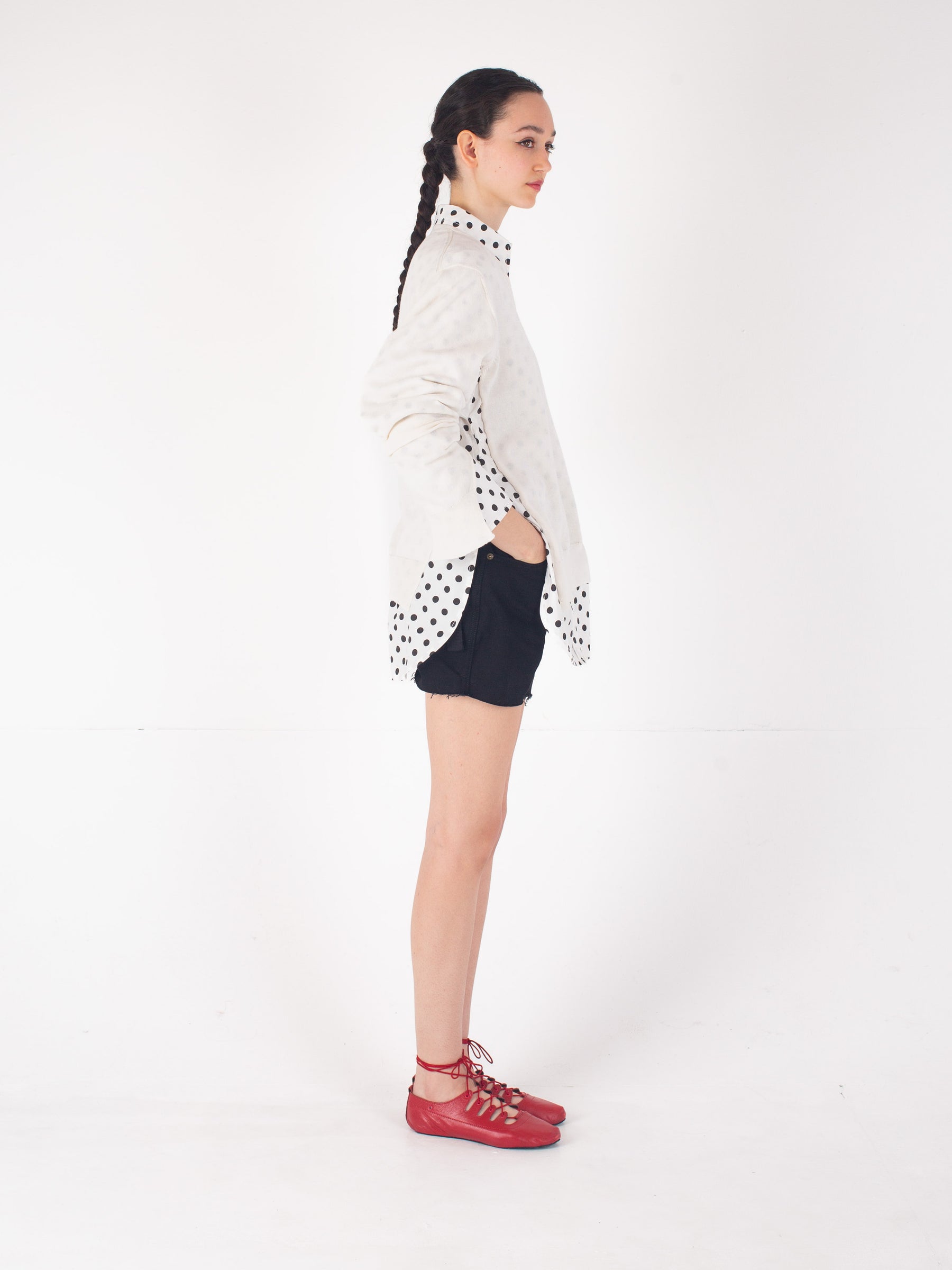 CHARLI V-neck Sweater - White / Black