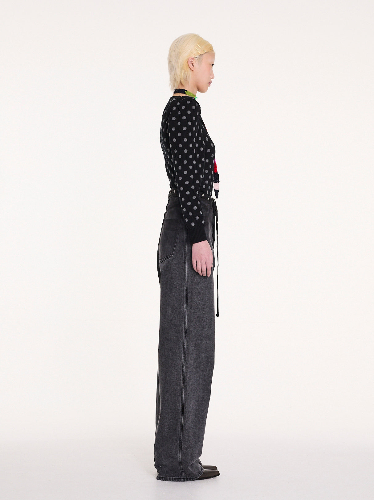 HANA Reversible V-neck Sweater - Black/grey