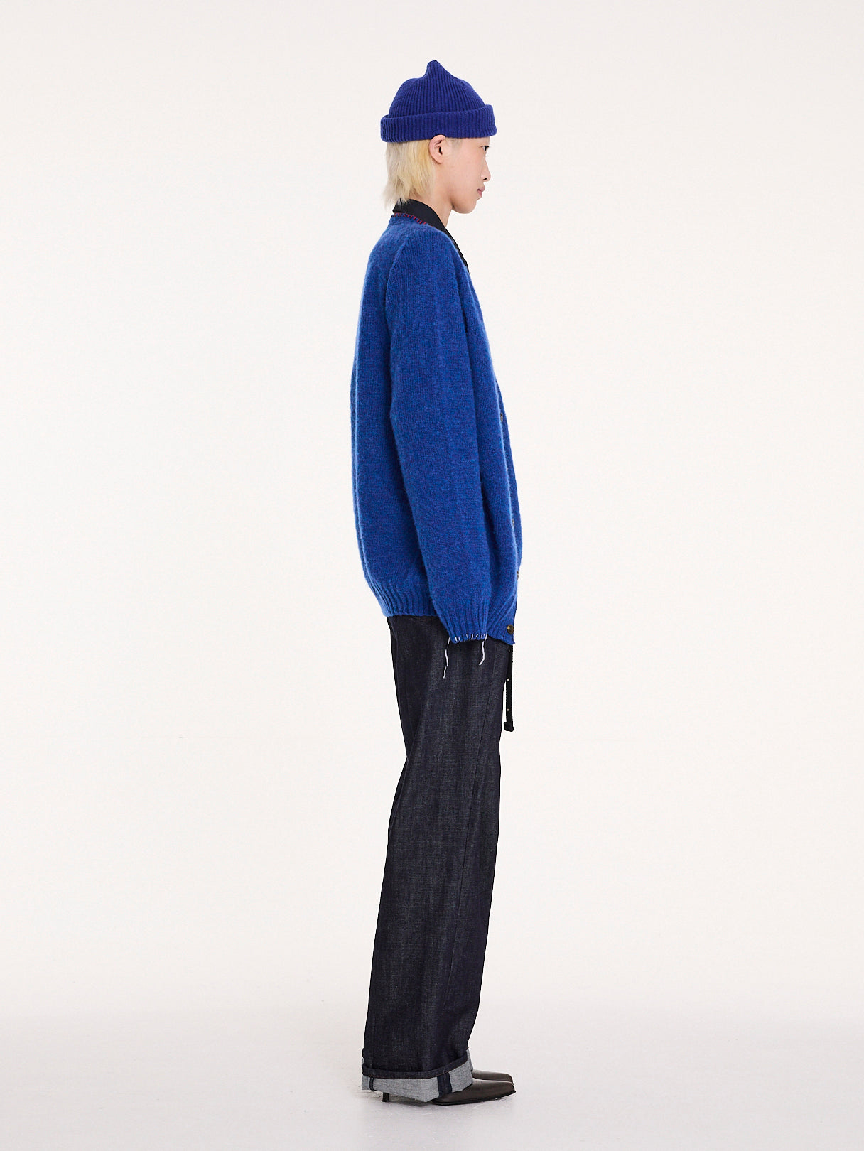 BEATON Brushed V-neck Cardigan - Blue