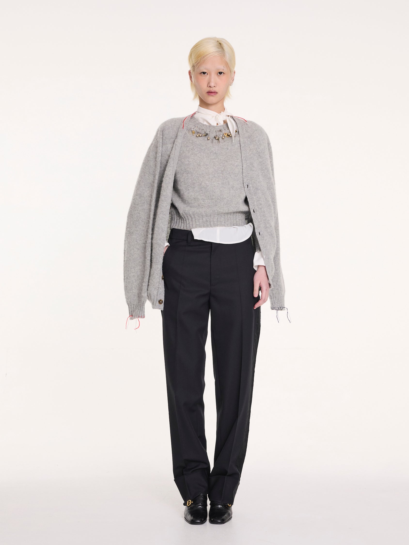 BEATON Brushed V-neck Cardigan - Grey