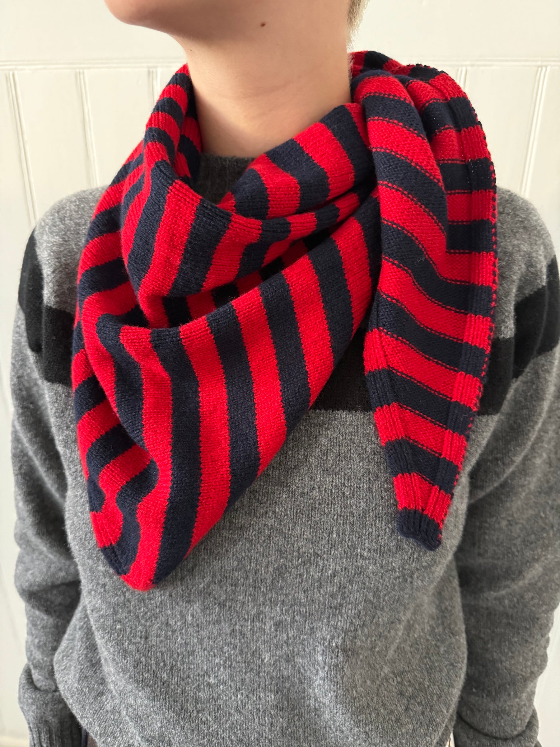 LIVA X Striped Triangle Scarf - Red / Pink