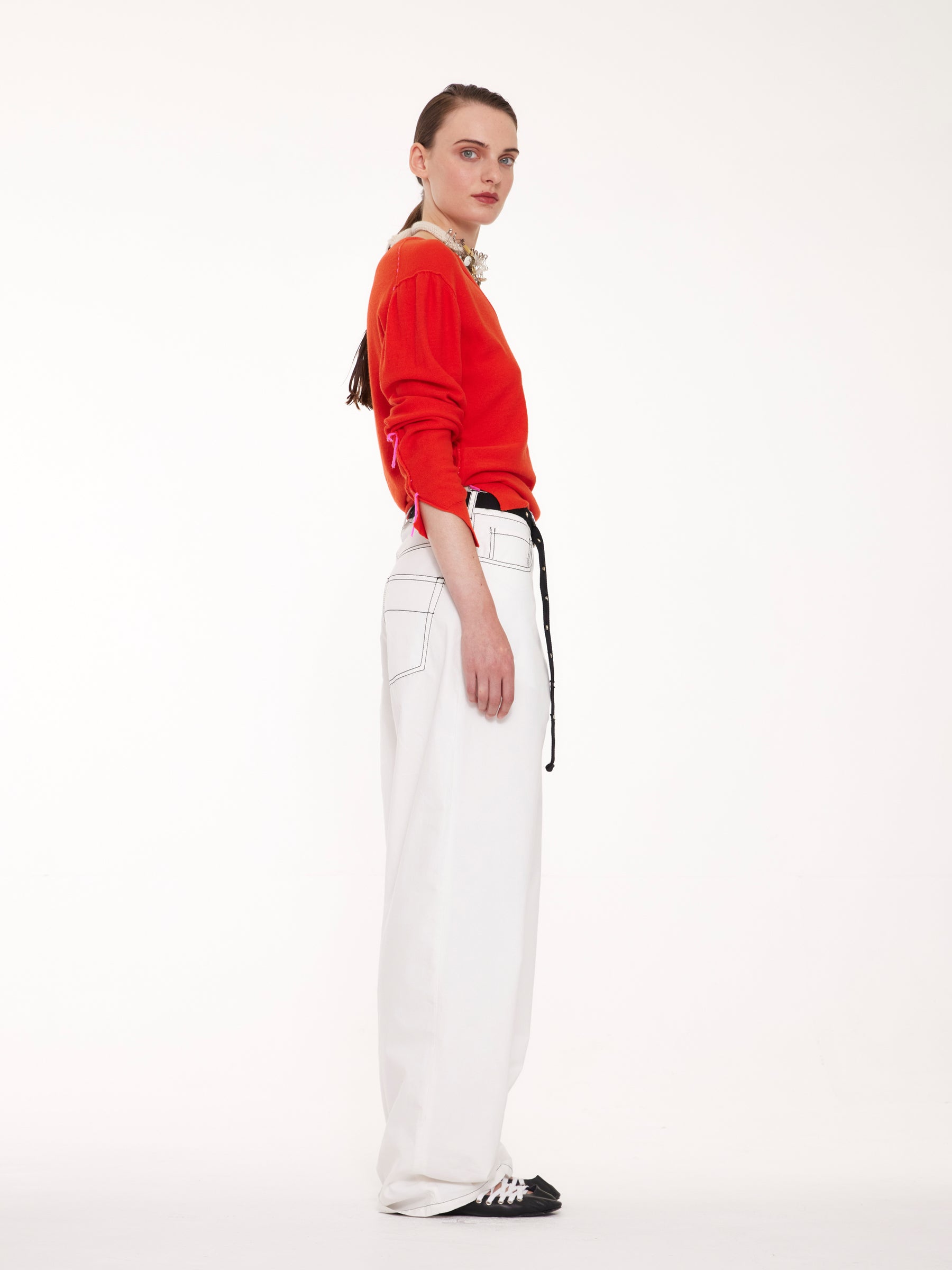 ROBBIE Irregular V-neck Sweater - Red