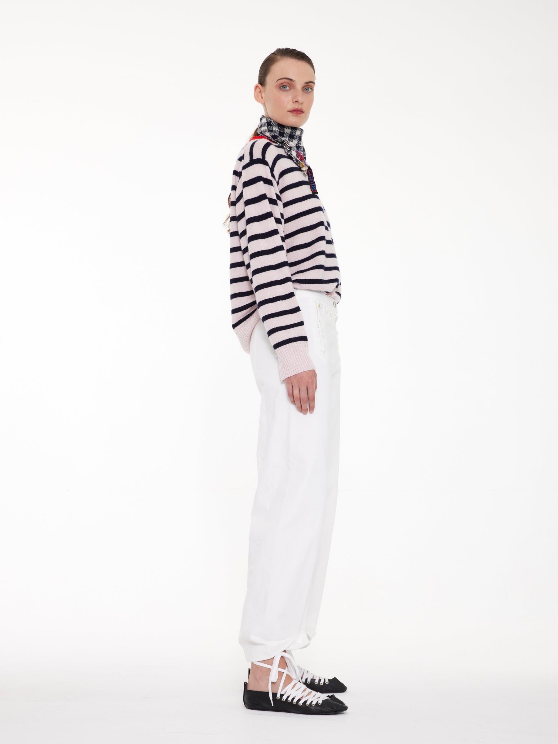 OLGA Unisex Striped Crew Neck Sweater - Pale Pink / Navy Red