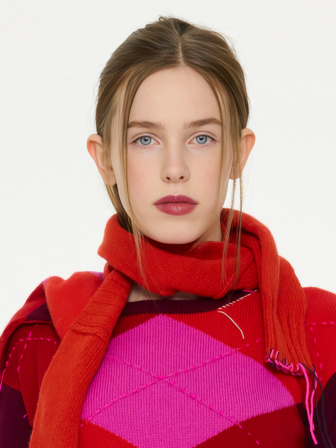 ROSE Argyle Sweater Scarf - Red/ Pink