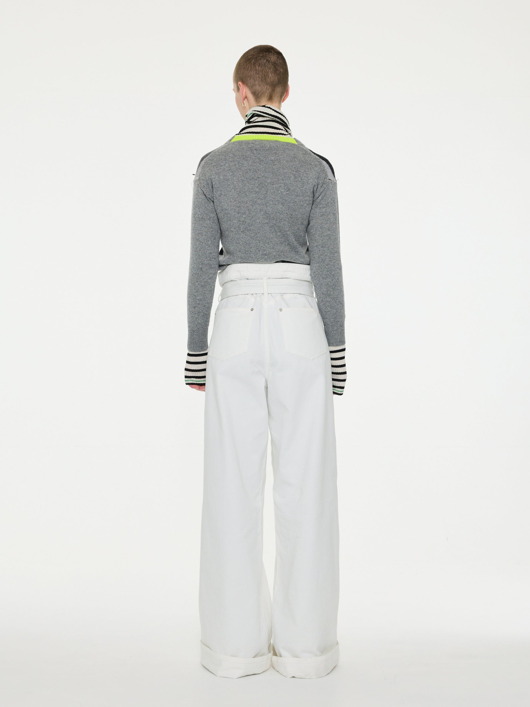 UNA Lambswool Argyle Crew Neck Sweater- Grey/ Black