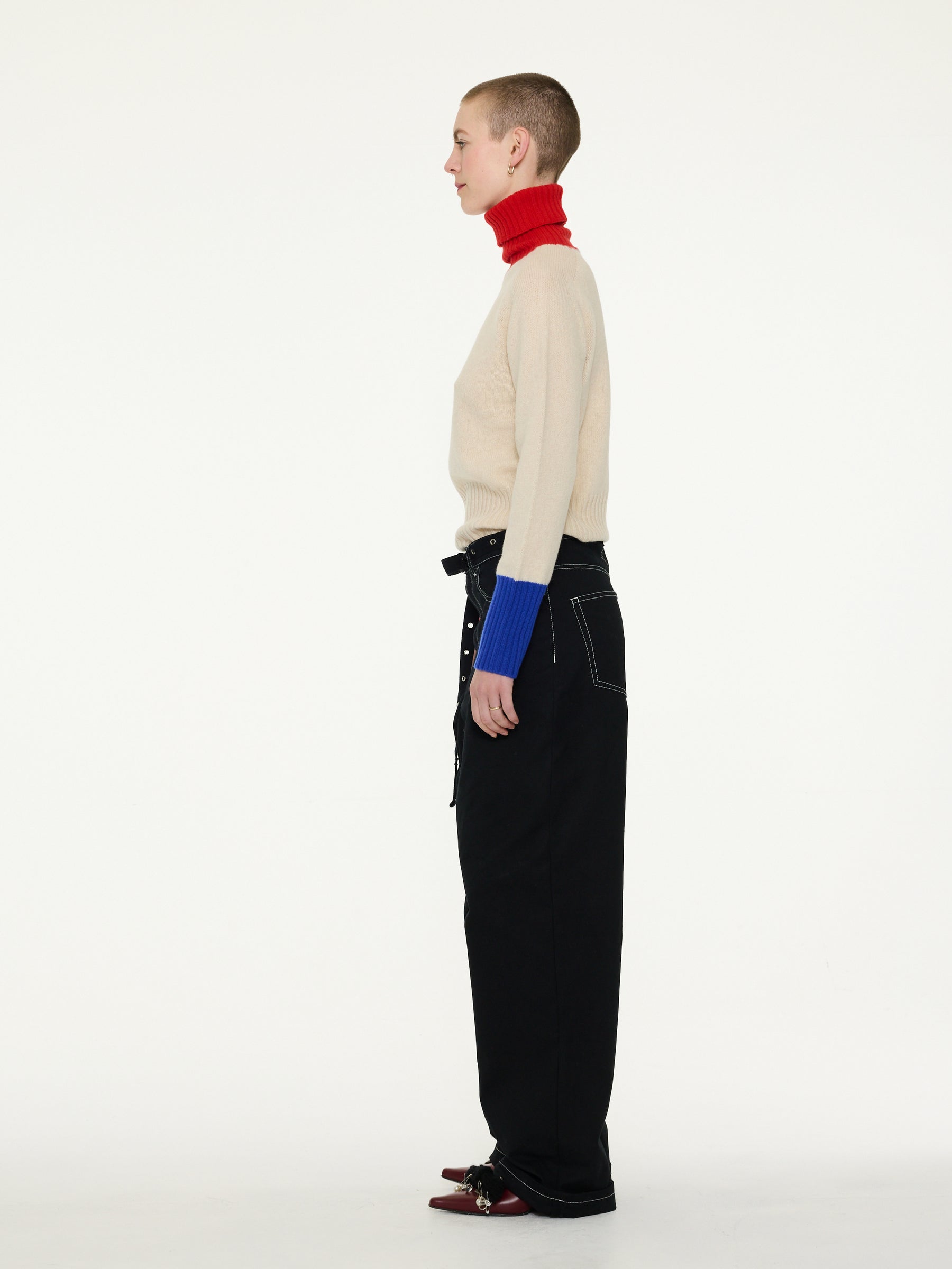 RUDI Traditional Seam-free Polo Sweater - Ecru / Pink / Blue / Red