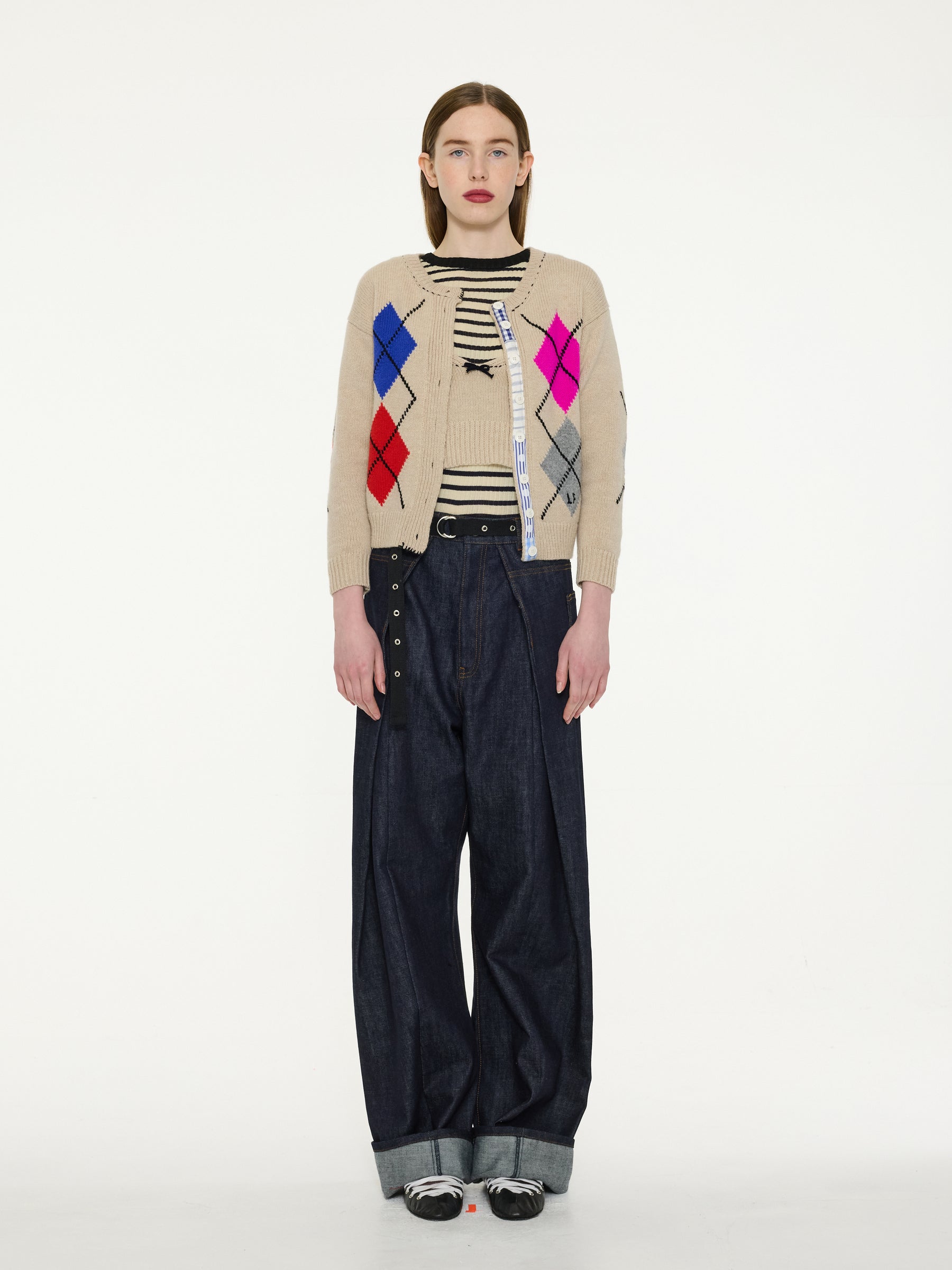 ISH Argyle Crew Neck Cardigan - Oatmeal