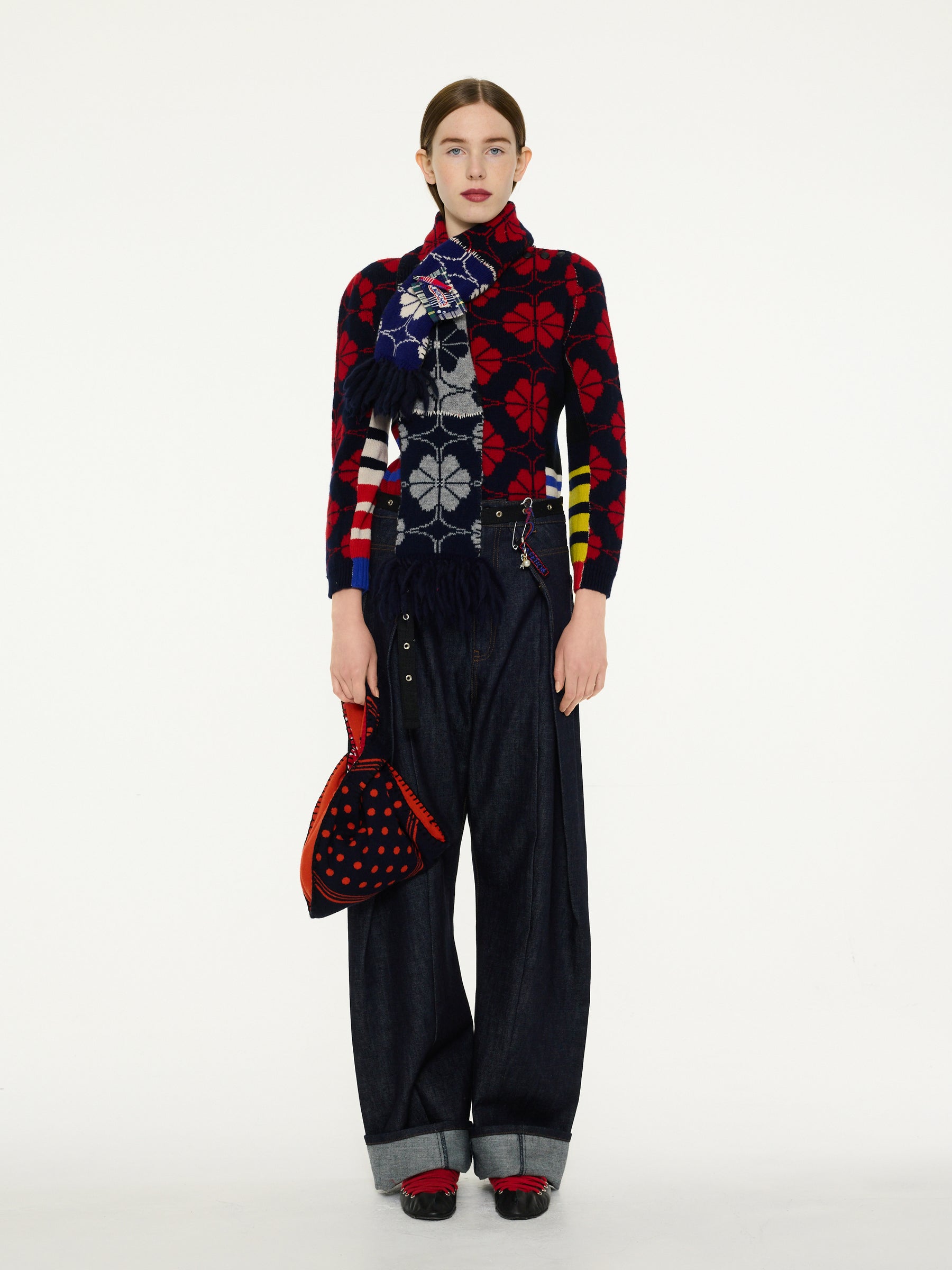 NOAH Floral Jacquard Knitted Scarf - Red/ Navy
