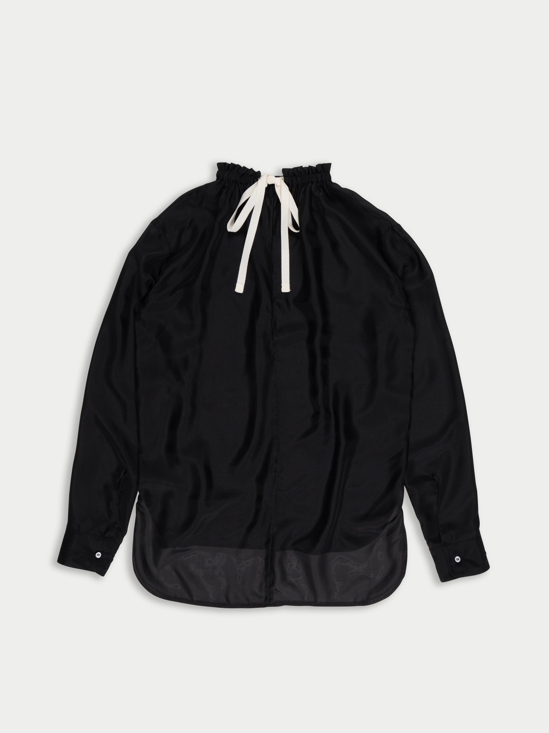 VIVIENNE - Black